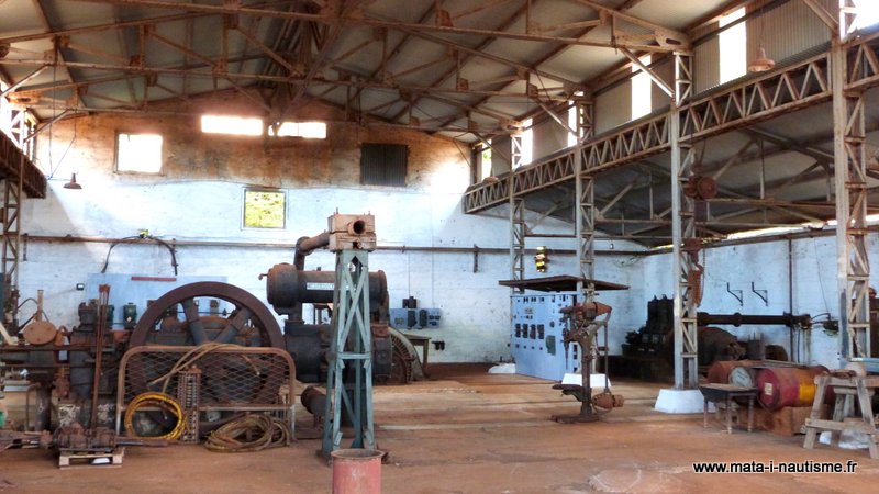 Vieilles machines mine Tiebaghi