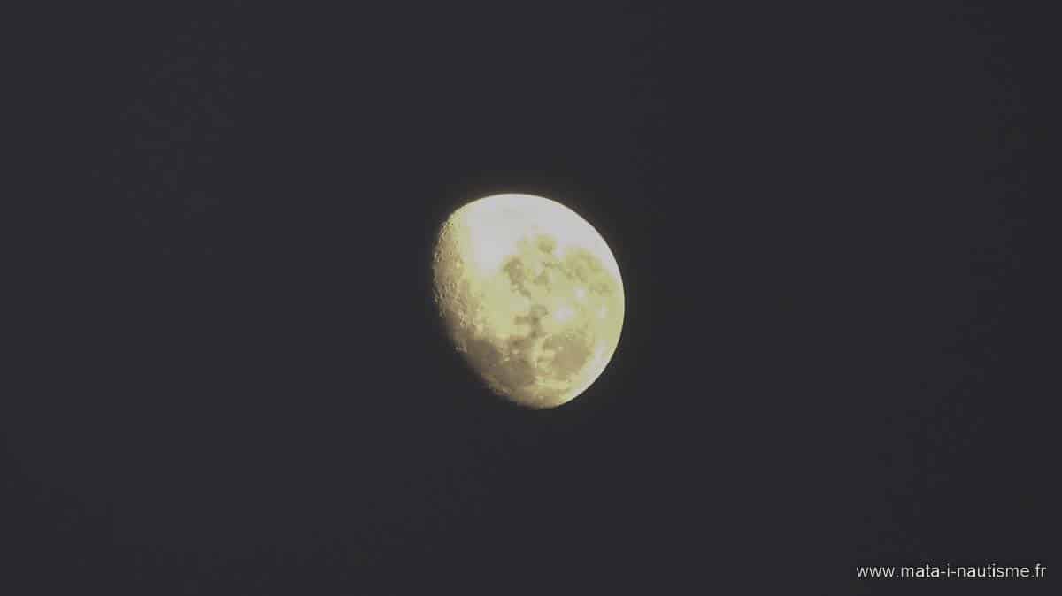Pindimar bay la lune