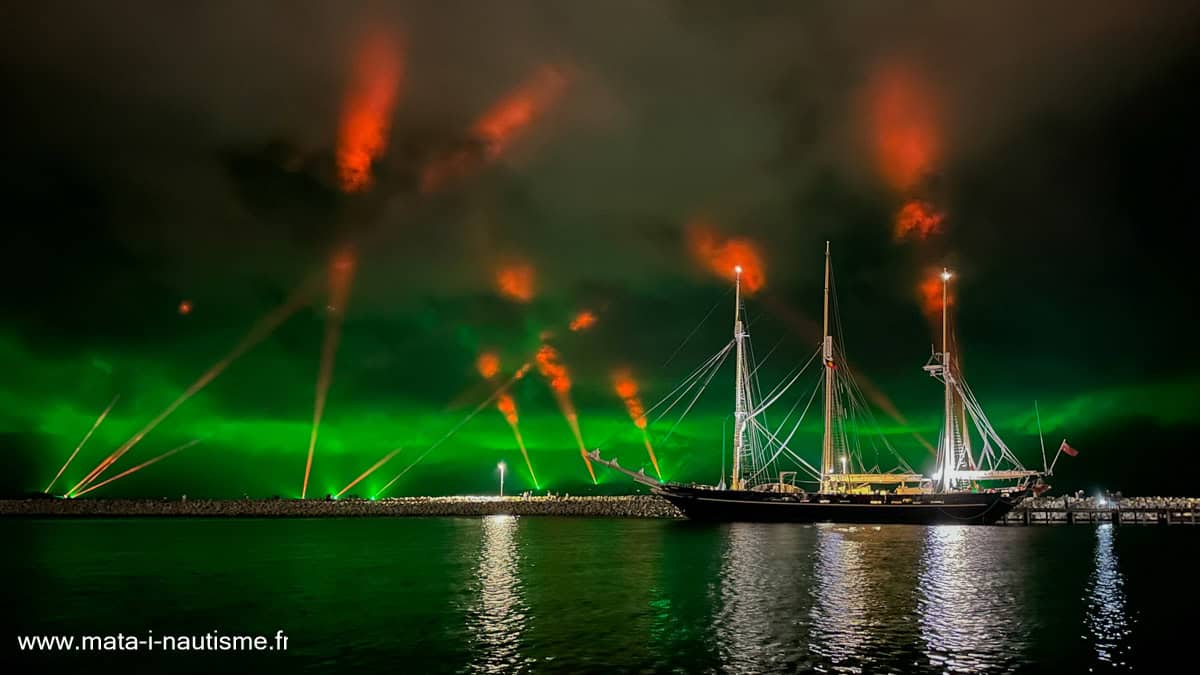 Leeuwin 2 in Albany harbour - Lightshow 2026