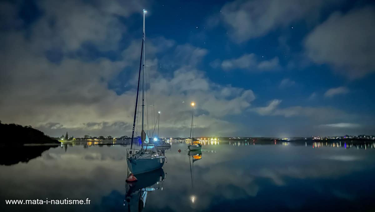 Un mouillage super calme à Oyster Harbour